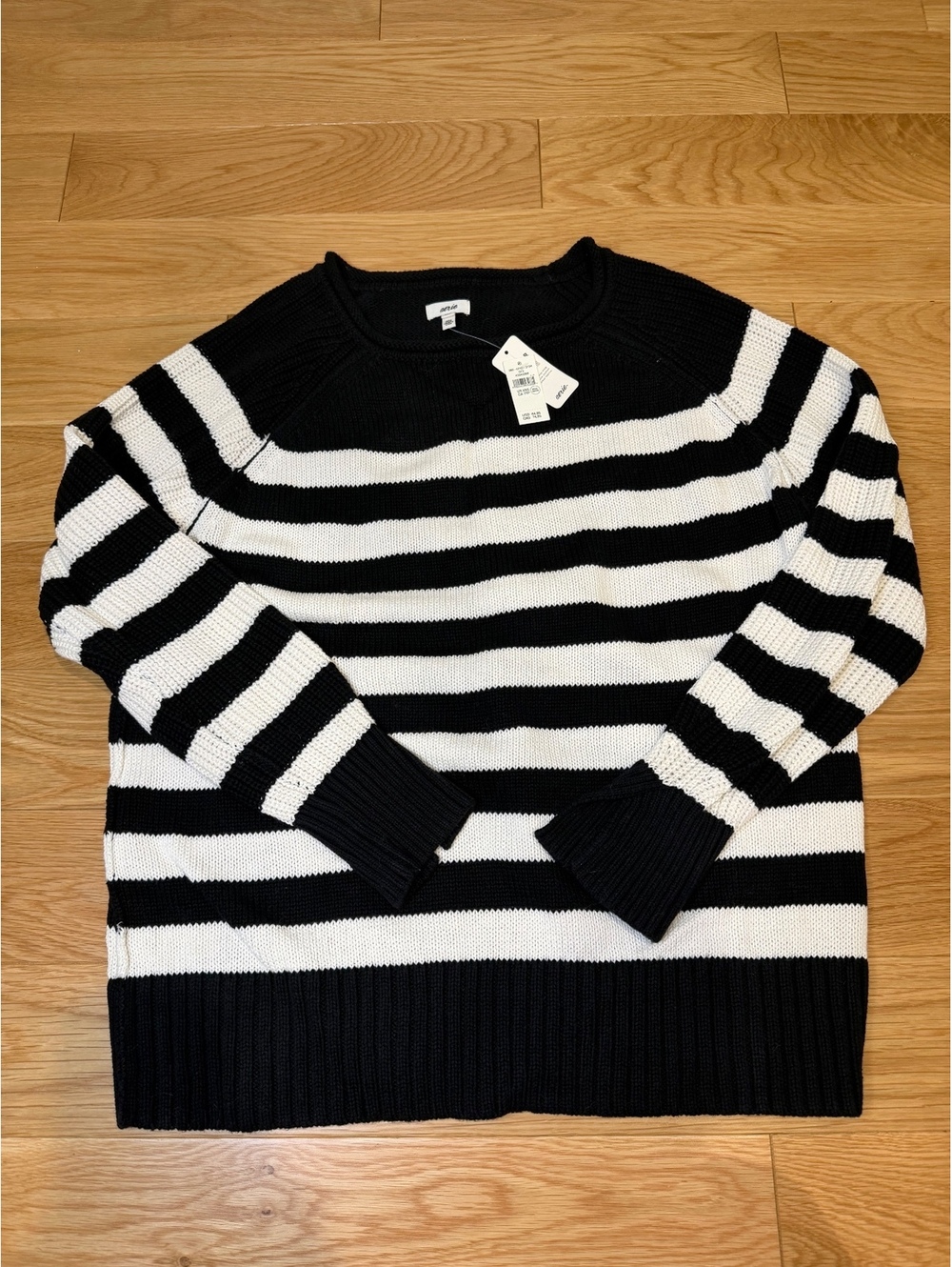 NWT Aerie Black and White Striped Cotton Sweater Size M